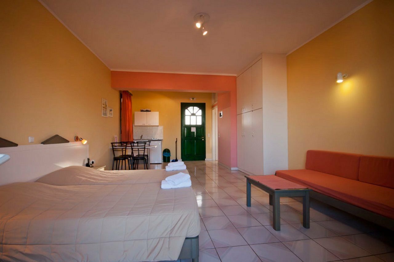 Sun Village Hotel Apartments Megas Limnionas Экстерьер фото
